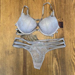 Mint Victoria’s Secret Very Sexy Bra/Thong Set 34C